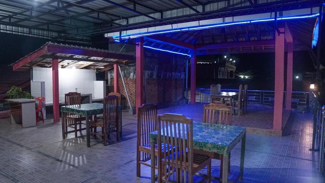 Judita Cottages Tuk Tuk Extérieur photo