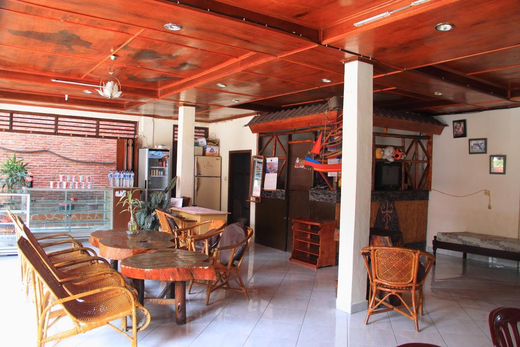 Judita Cottages Tuk Tuk Extérieur photo